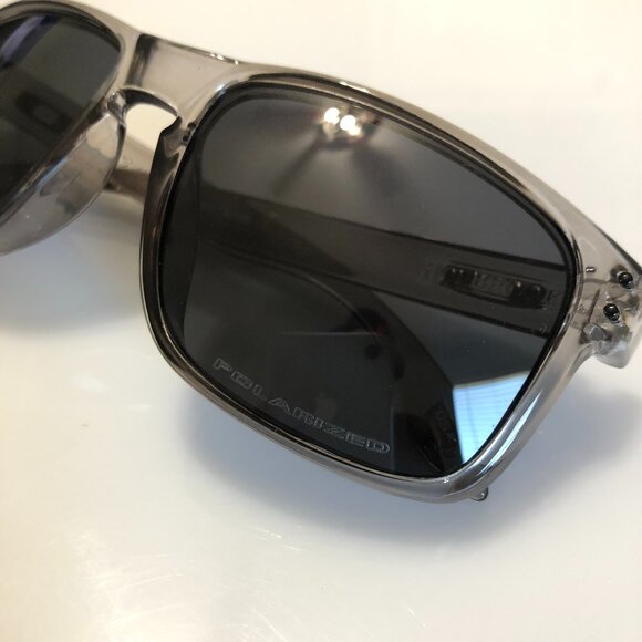 OAKLEY HOLBROOK USA Flag Smoke Gray Frame Polarized Lenses 9102 - Picture 5 of 9